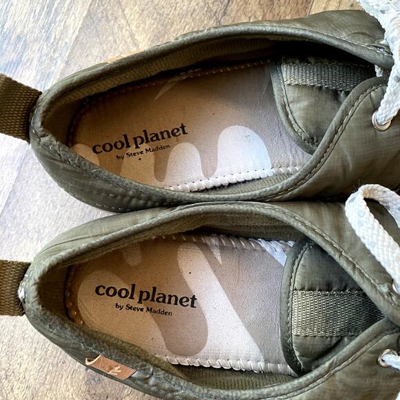 Cool Planet by Steve Madden Women's Green Loungee Puffer Sneaker 11M - Picture 5 of 12